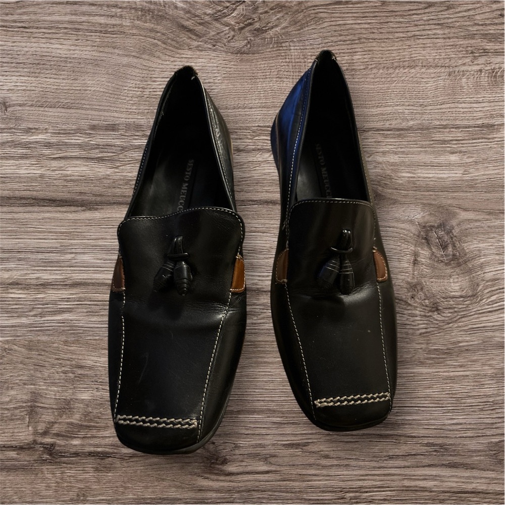Sesto Meucci Black and Tan Leather Slip-Ons